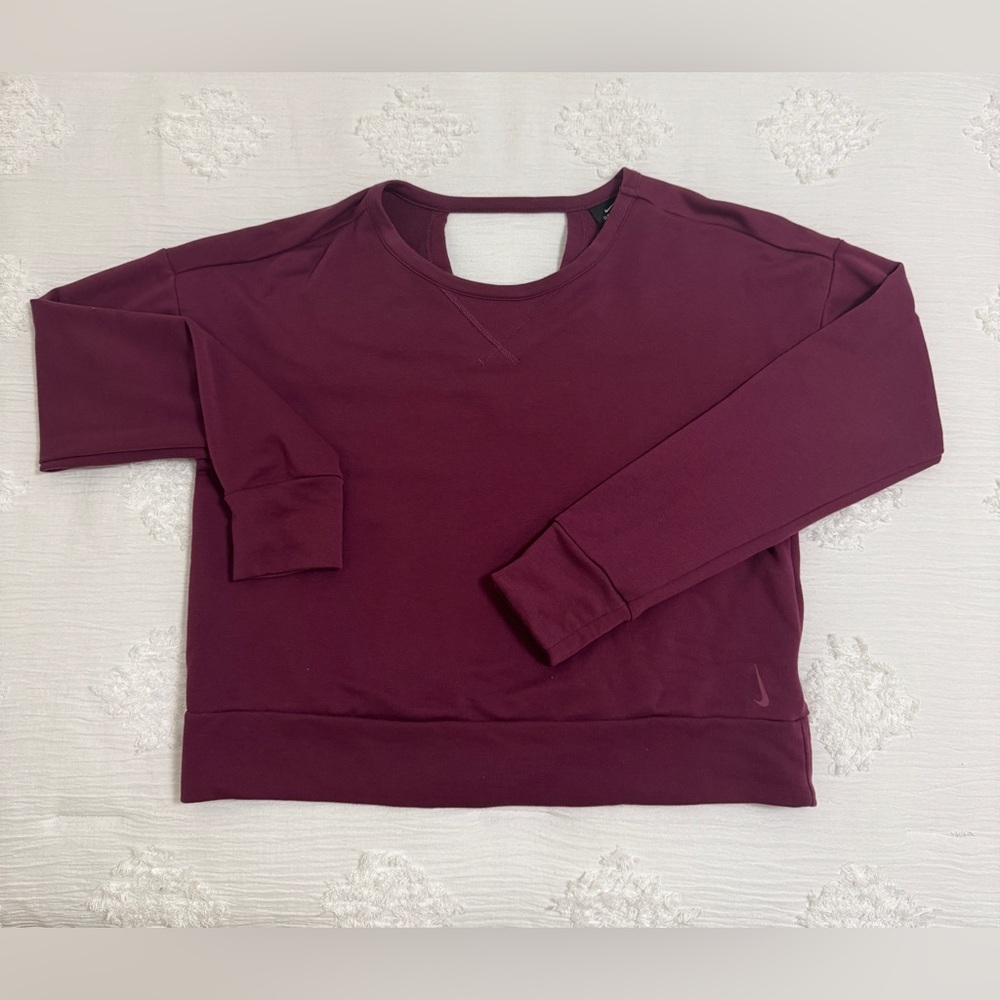 Nike Dri-FIT Crop Sweatshirt Open Back Deep V Yoga Top